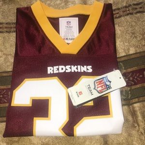 COLLECTORS- NFL TEAM APPAREL REDSKINS